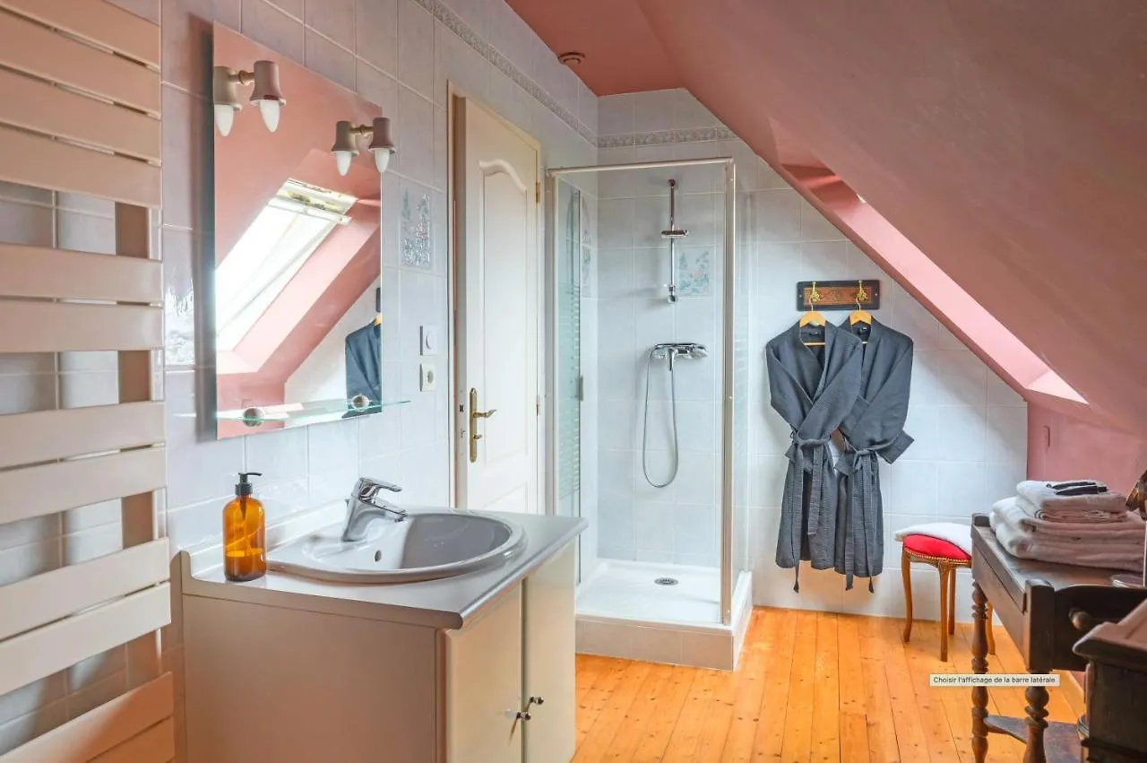 Bed and Breakfast Les Pierres Bleues Saint-Coulitz Bed & Breakfast