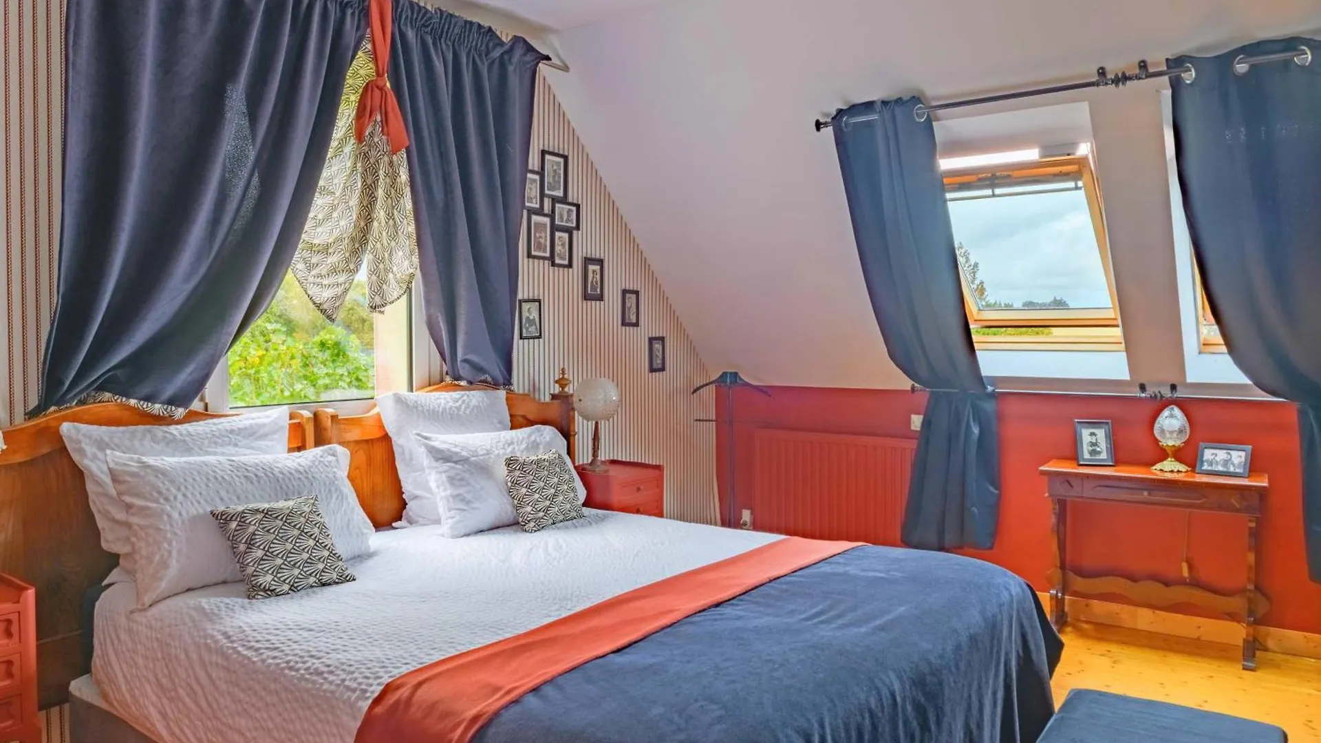 Bed and Breakfast Les Pierres Bleues Saint-Coulitz 0*,  Francia
