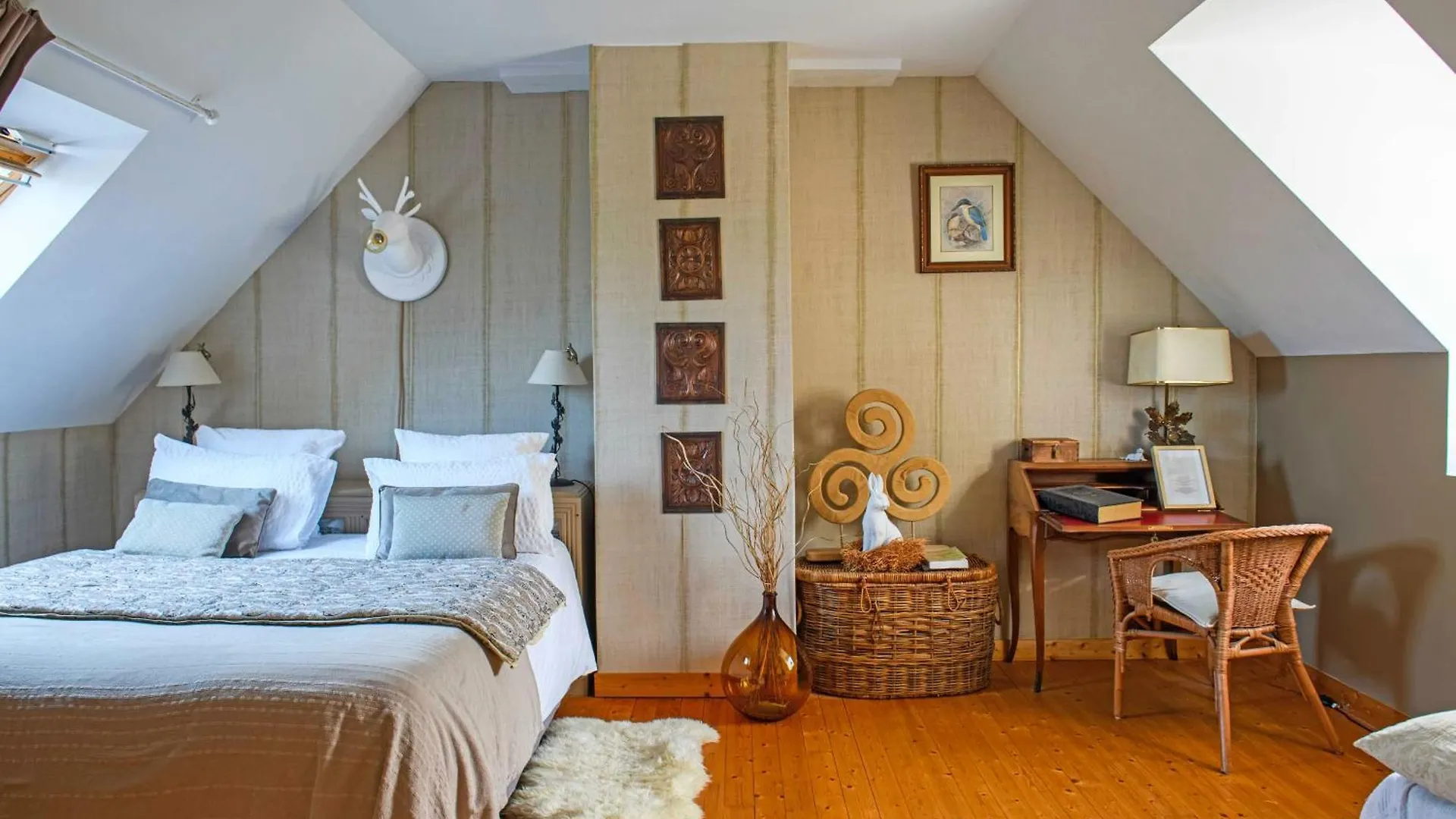 Bed and Breakfast Les Pierres Bleues Saint-Coulitz 0*,