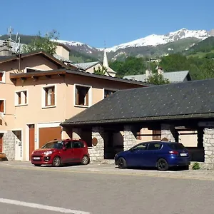 ** Hotel Arolla France