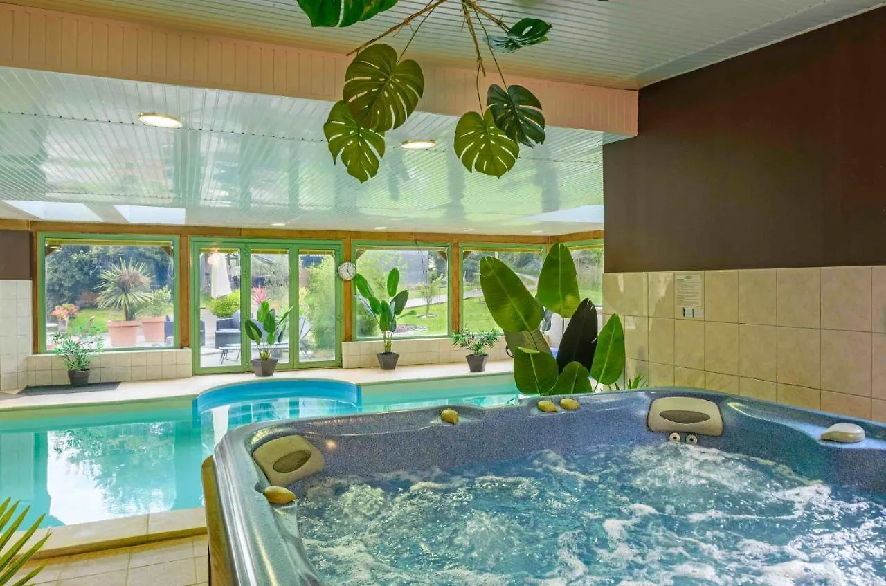 Les Pierres Bleues Bed & Breakfast Saint-Coulitz
